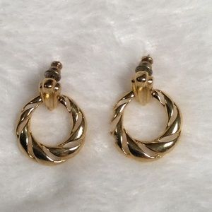 Vintage Door knocker gold tone pierced earrings